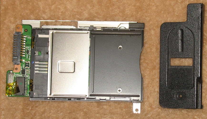 CF-52 reader 3.jpg